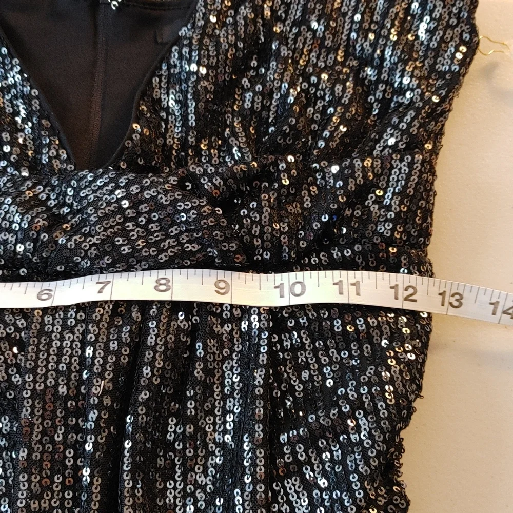 🆕NWT Ruched Sequin Bodycon Mini Dress - Picture 11 of 13